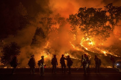 Incendios arrasan con miles de hectáreas en California
