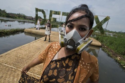 &quot;Desintox&quot;, un desfile de moda que denuncia la contaminación del medio ambiente