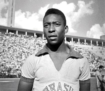 $!Adiós al rey Pelé: la promesa de un niño que jugaba fúbtol descalzo y terminó ganando 3 mundiales