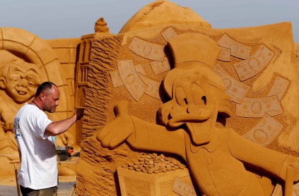 Festival de esculturas de arena &quot;Disney arena mágica&quot;, Bélgica