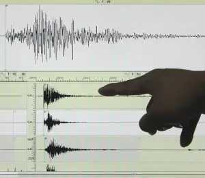 El epicentro del sismo se localizó a unos 190 kilómetros al este-noreste de la ciudad de Nagqu.
