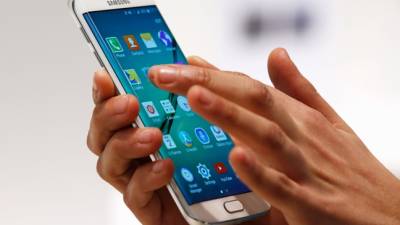 Tiendas deben actualizar precios de smartphones y computadoras Tiendas deben actualizar precios de smartphones y computadoras