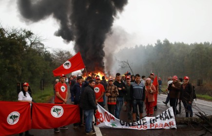 Barricadas y paros sectoriales en varias ciudades brasileñas