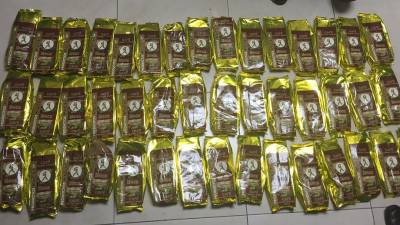 Policía decomisa 30 kilos de cocaína durante un operativo en Guayaquil Policía decomisa 30 kilos de cocaína durante un operativo en Guayaquil