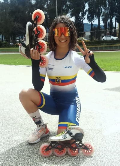 Darla practicaba ballet pero lo dejó por la adrenalina del patinaje. Luego de un año de entrenamiento ya era la mejor de Pichincha