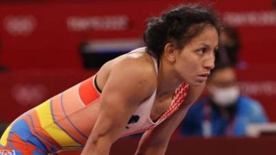 Luchadora ecuatoriana realizará una rifa para costear sus competencias en Europa Luchadora ecuatoriana realizará una rifa para costear sus competencias en Europa