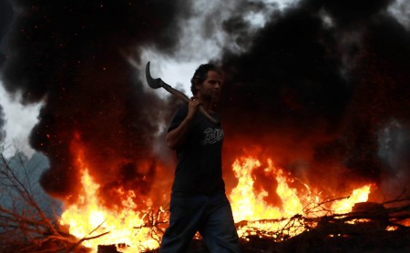 Barricadas y paros sectoriales en varias ciudades brasileñas