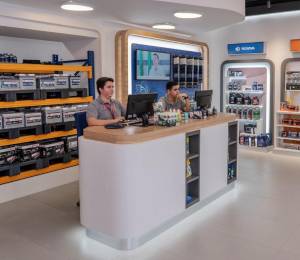 CONAUTO y Tecnova tienen presencia en actividades relacionadas con la comercialización de productos para el sector automotriz.