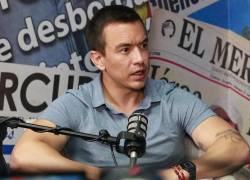 El mandatario Daniel Noboa durante una entrevista con Diario El Mercurio.