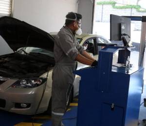 Ciudadanos denunciaron cobros de la CEM Vial a vehículos fuera de Manabí.