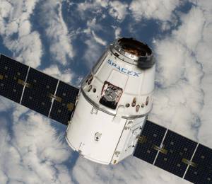 Fotografía de una cápsula Dragon, fabricada por SpaceX