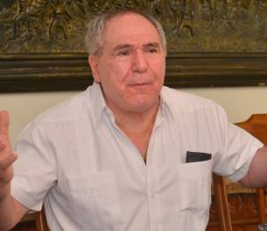 Fotografía de archivo del expresidente ecuatoriano Abdalá Bucaram.