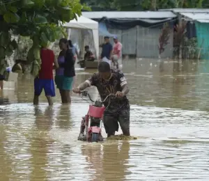 Ecuador impuso la alerta roja ante la fuerte intensificación del fenómeno.