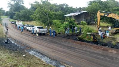 Derrame de petróleo se registró en la provincia de Orellana tras impacto de un vehículo, según Petroecuador Derrame de petróleo se registró en la provincia de Orellana tras impacto de un vehículo, según Petroecuador