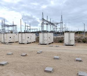 Fotografía de una subestación eléctrica en funcionamiento difundida por el Ministerio de Ambiente y Energía junto con el anuncio de incorporación de energía.