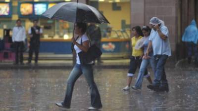 Ecuador declara alerta amarilla por fen&oacute;meno El Ni&ntilde;o