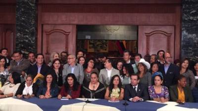 AP apoya transitoria que impide reelección de Correa en 2017 AP apoya transitoria que impide reelección de Correa en 2017