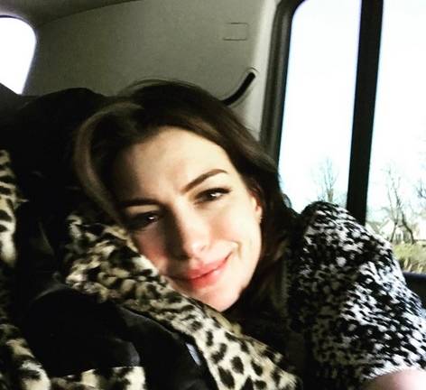 Filtran fotos íntimas de Anne Hathaway