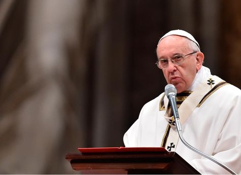 Papa Francisco arremete contra la eutanasia