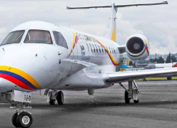 El acceso al interior del avión ecuatoriano es restringido por seguridad nacional.