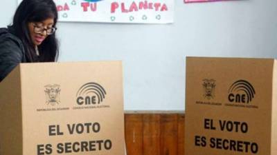 Multa para los miembros de Juntas Receptoras del Voto que no vayan a la mesa electoral será de $140 Multa para los miembros de Juntas Receptoras del Voto que no vayan a la mesa electoral será de $140