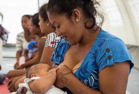 Francia ofrece subvenciones de hasta $4.000 para proyectos sobre salud de mujeres en Ecuador