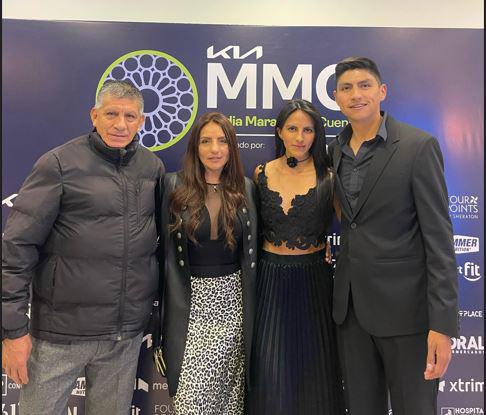 $!Pamela con su abuelo Bolívar Llerena, su mamá Ángela Llerena y su hermano Sebastián Izquierdo.