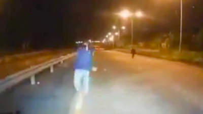 Video captó violento asalto a un bus interprovincial en Quevedo Video captó violento asalto a un bus interprovincial en Quevedo