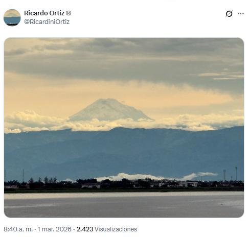 $!El avistamiento del volcán Chimborazo causó revuelo entre usuarios de RRSS.
