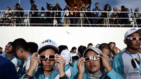 Las mejores fotografías del único eclipse total de sol de 2016