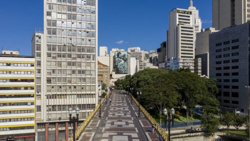 Brasil se encierra, a pesar de la voluntad del presidente Jair Bolsonaro