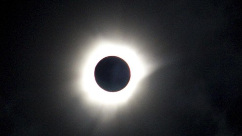 Las mejores fotografías del único eclipse total de sol de 2016