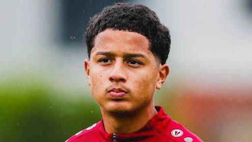 Anthony Valencia aparece entre las opciones del Flamengo para reemplazar a Gonzalo Plata