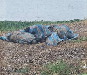 Los cadáveres fueron hallados dentro de sacos de yute y con un panfleto de advertencia.