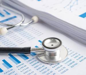 Imagen referencial sobre el sector de la salud y financiamiento.