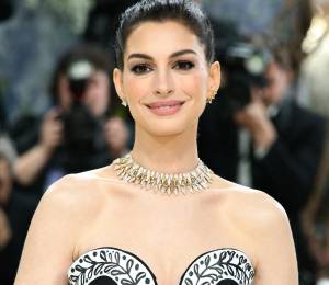 Anne Hathaway participará como productora ejecutiva del proyecto.