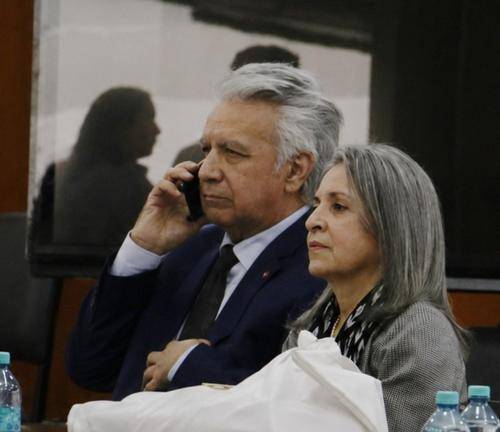 Fiscalía pide seis años y seis meses de cárcel para expresidente Lenín Moreno, su esposa y su hija