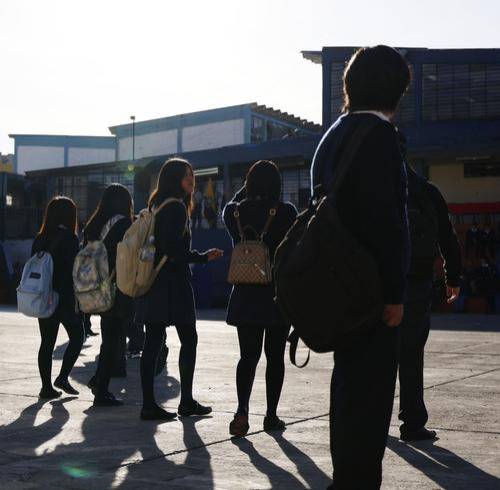 Gobierno anuncia plan para reforzar aprendizajes luego de que Ecuador registrara bajos resultados en pruebas PISA
