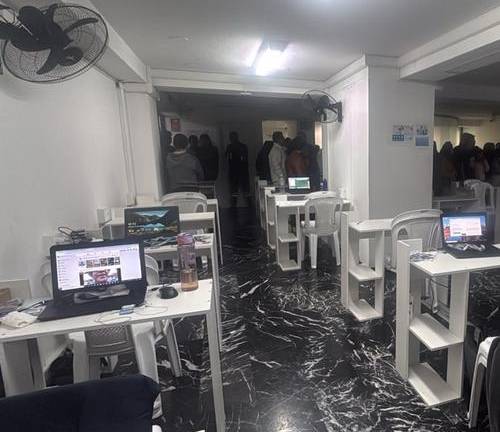 Intervención de call center extorsivo en Quito.