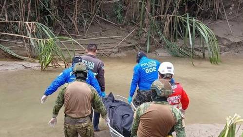 Equipos del Ejército en labores de rescate en Zamora Chinchipe.