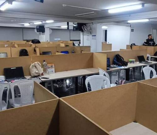 Presunto call center de coerción en el norte de Quito.