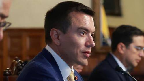Noboa reforma el reglamento de la ley de energía para acelerar nueva generación y ampliar el autoabastecimiento