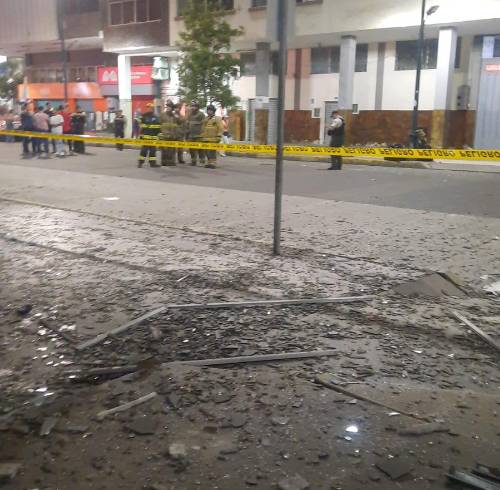 Zona donde ocurrió el atentado dirigido a la Agencia de Regulación y Control Minero, en Machala.