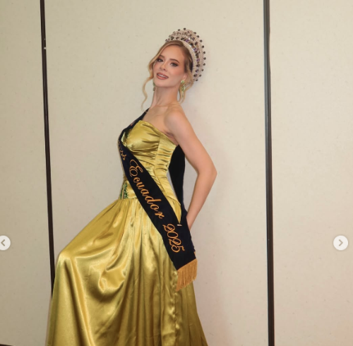 Gisselle Rosales invita a los ecuatorianos a votar diariamente en la aplicación oficial del Miss International 2026 para buscar un lugar en el Top 20.