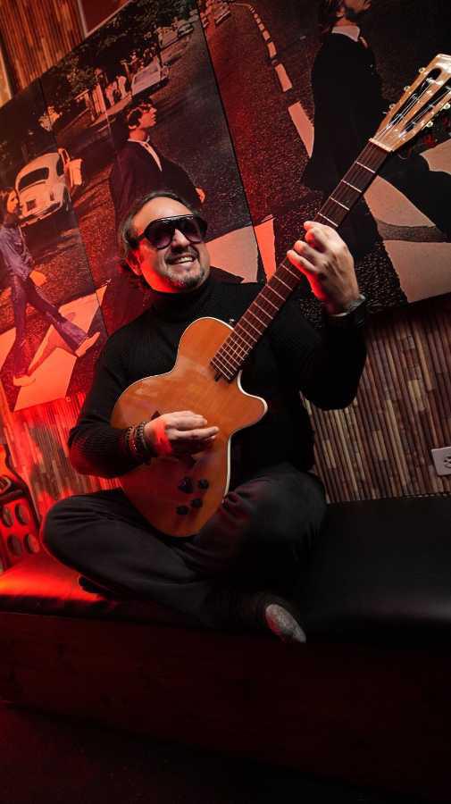 $!Muñoz trabaja en una canción con la que aspira participar en el Festival de Viña del Mar.