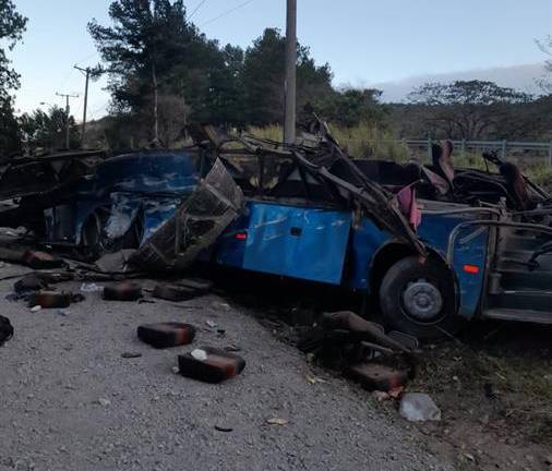 Autoridades de Panamá iniciaron la identificación de los migrantes fallecidos en accidente de tránsito