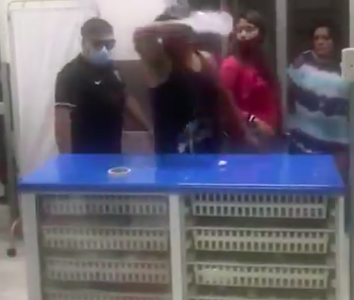 Chile: destrozan un hospital luego de intentar sacar un familiar fallecido por coronavirus