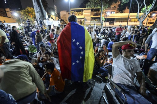 Oposición venezolana convoca protestas para el 1º de mayo