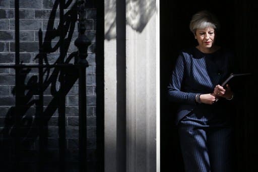 Theresa May afronta primera gran cita electoral