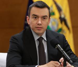Daniel Noboa habla sobre las acciones que se emprenderán ante los meses más críticos del fenómeno de El Niño.